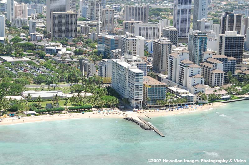 Aloha Towers