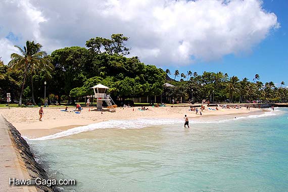 Waikiki Beach