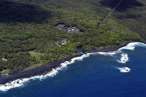 Ahalanui Warm Spring