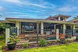 Luxury Home on Golf Course with Pool and Spa