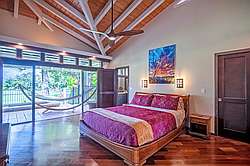 Luxury Home on Golf Course with Pool and Spa