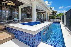 Luxury Home on Golf Course with Pool and Spa