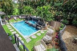 House with AC, Theater Room and Pool