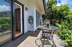 House with AC, Theater Room and Pool