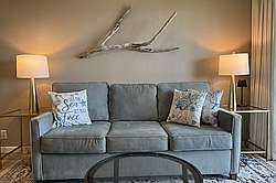 Kihei Akahi Maui Ocean View Condo - Sofa